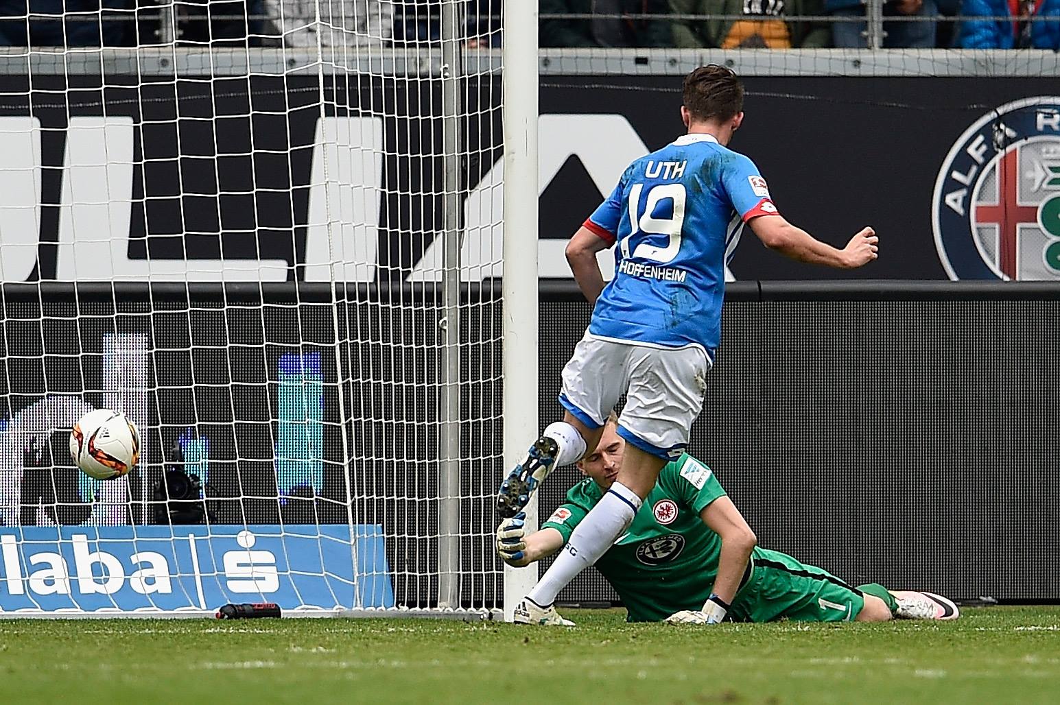 Ευχές και λίγο στοίχημα