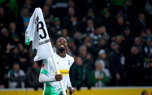 Κυνηγώντας εκπλήξεις και εμπνεύσεις