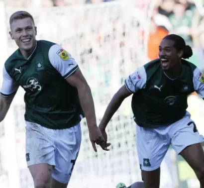 Αουτσάιντερ που πληρώνουν στην Αγγλία