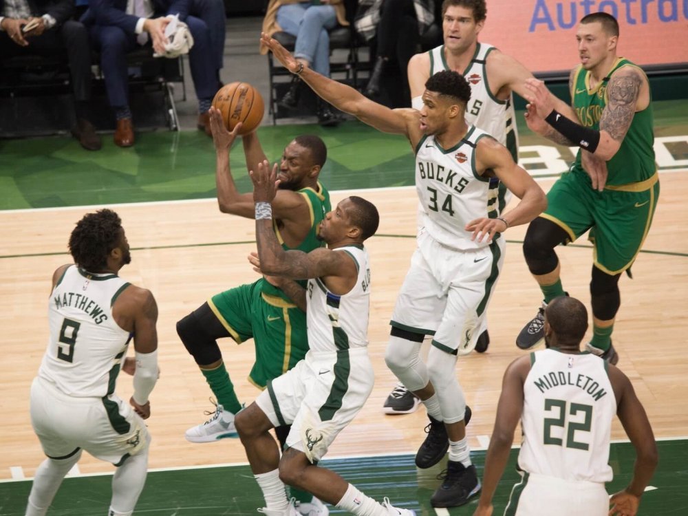 Εμπιστοσύνη στα “ελάφια” και στις επιθέσεις!