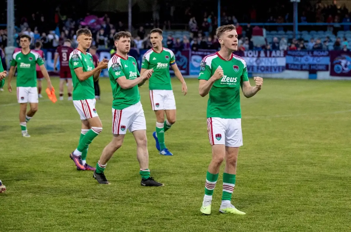 Δυάδα Παρασκευής στο 3.85