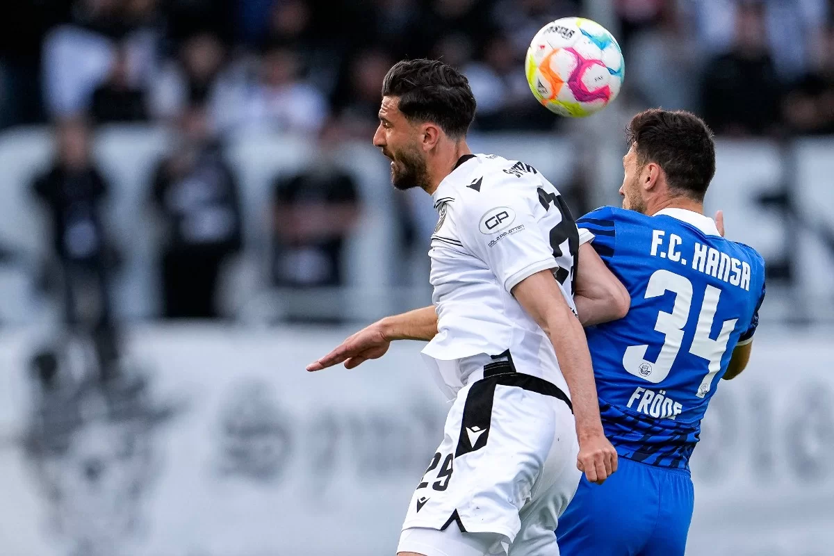 Αναμένοντας δύο, προσθέτοντας ένα