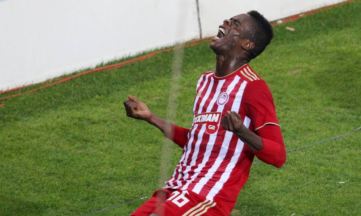 Με «γυμνό» κέντρο, θα το… ψάξει αλλιώς