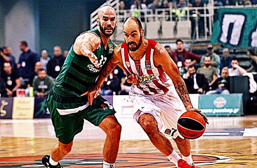 Τρεις εναντίον οχτώ