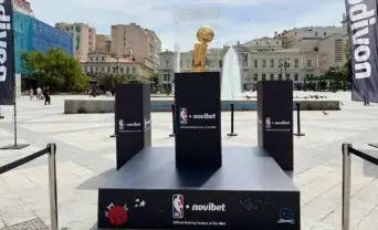Το 3on3 Road to Glory της Novibet φέρνει τη μαγεία του NBA με το Larry O’Brien Trophy σε Αθήνα, Πειραιά και Θεσσαλονίκη