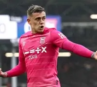 Τρία Εγγλέζικα «διπλά»