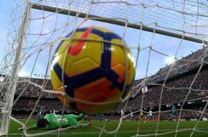 Bwin: Επιστροφή* στη Super League και εκατοντάδες διαφορετικές επιλογές!