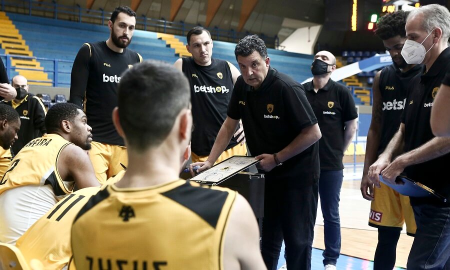 OAKA – Πόλη, ένα τσιγάρο δρόμος