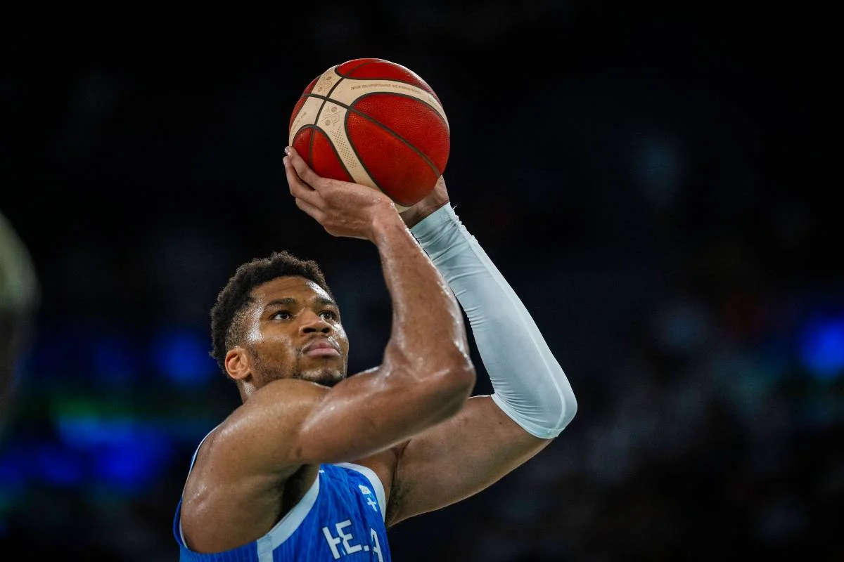 Ο λόγος που παίζει το «Αλήτικη Αγάπη» πριν τα ματς της Εθνικής!