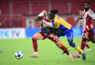 Trixie με κάρτες παικτών που είναι στο όριο τιμωρίας