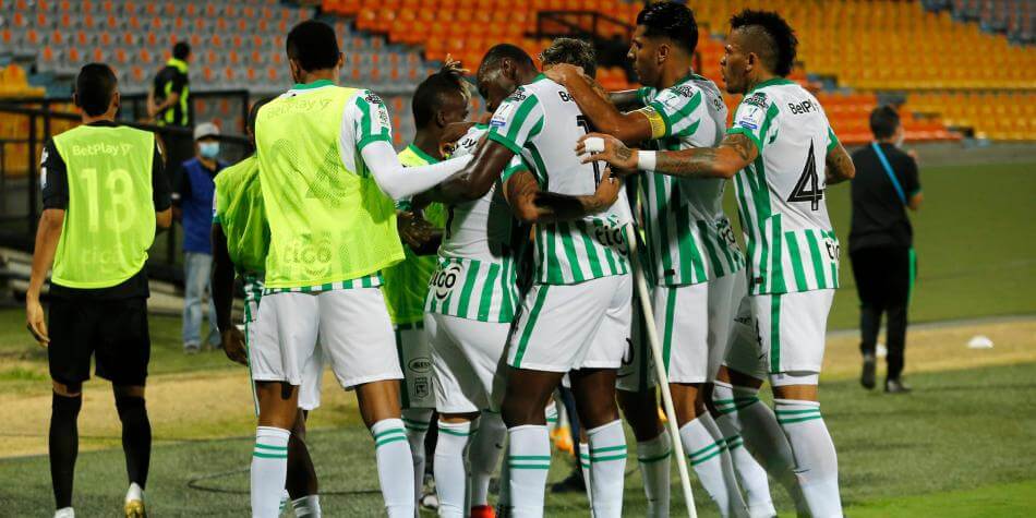 Για την ανατροπή στο «κάστρο» της