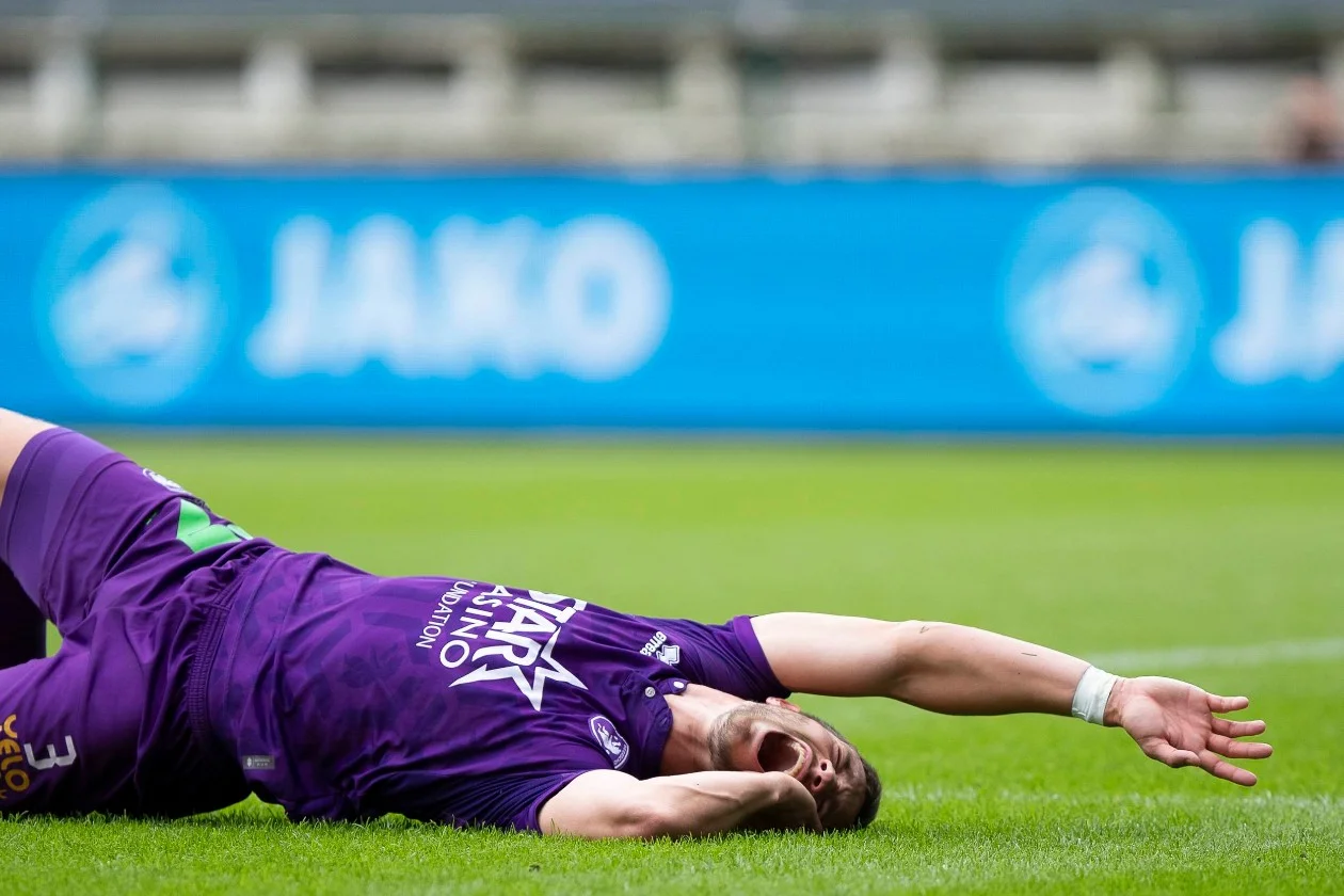 Προγνωστικά με κάρτες στο Βόλος – Παναιτωλικός (08/02/25)