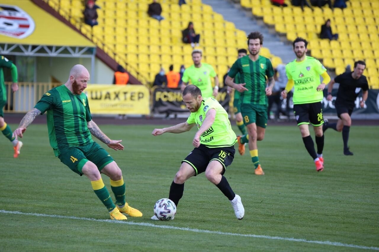 Με τρεις επιλογές για παιχνίδι