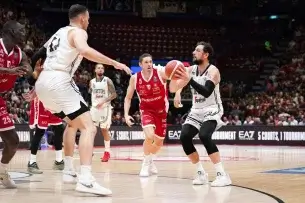 Μπελινέλι σαν το παλιό καλό κρασί στο 1.83