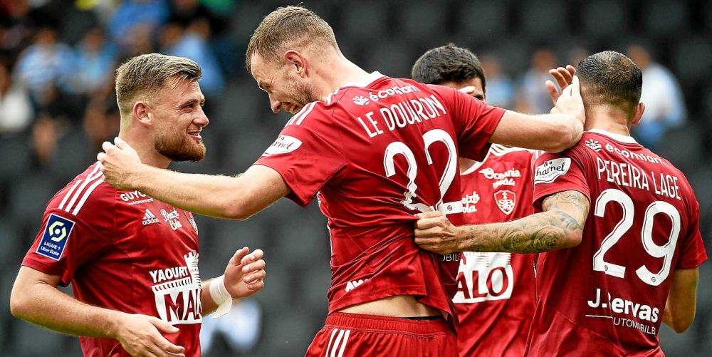 Ισχυροί γηπεδούχοι σε Κυριακάτικες δυάδες