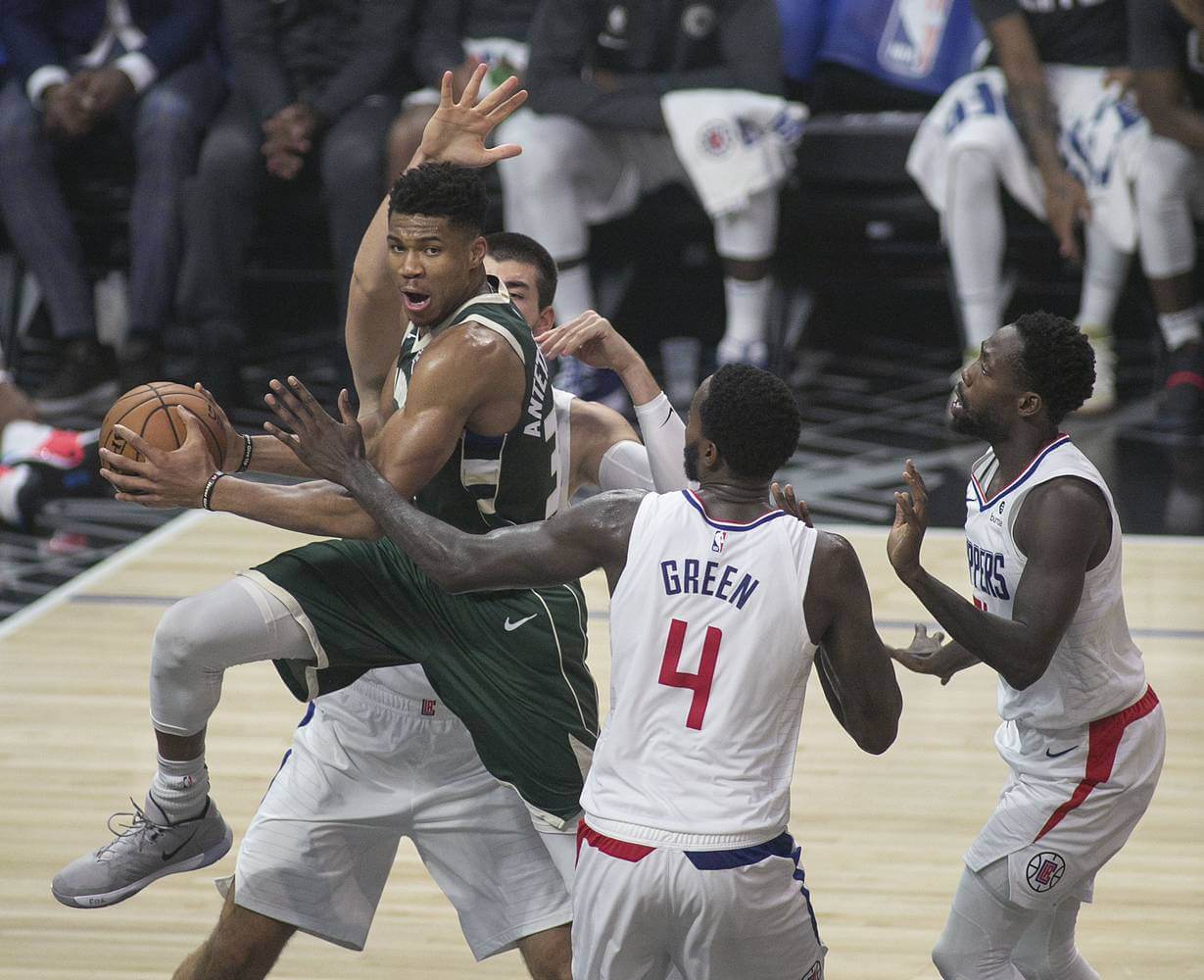 Μενού με Euroleague και Giannis