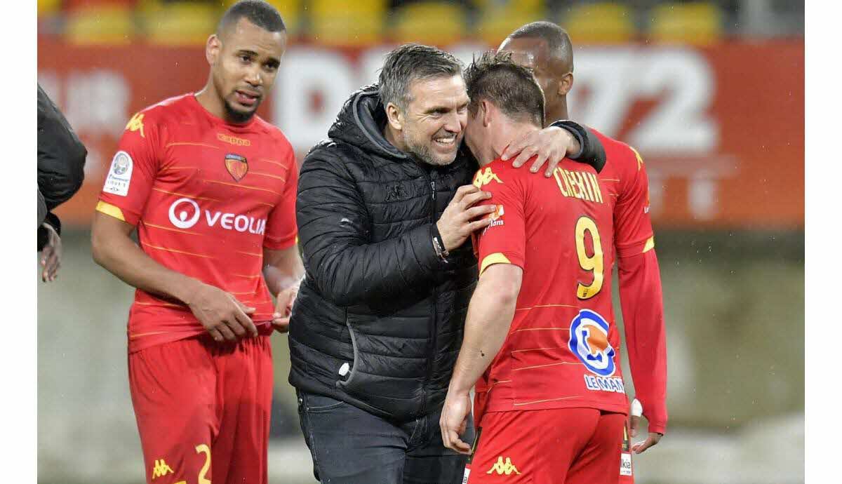 Γκολ εν μέσω αποθέωσης