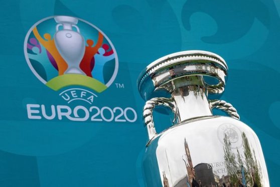Συμβαίνει Τώρα: Οι μπουκ δίνουν παικτική ευκαιρία στον τελικό του Euro2020!