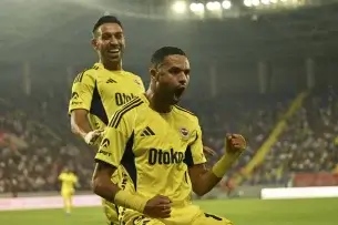 Μετά τους Έντερσον και Ασένσιο: Η απόδοση της Φενέρ για πρωτάθλημα και Europa!