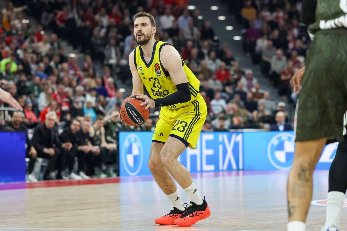 Ο Γκούντουριτς που βγαίνει μπροστά στα δύσκολα και o Πλάβσιτς