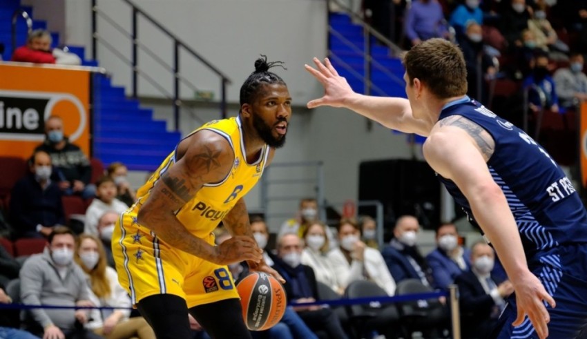 Ένα από Ευρωλίγκα και ένα από το BCL