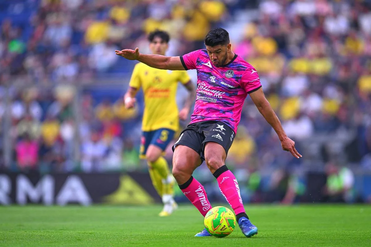 «Μπερδεμένη» η Κρουζ Αζούλ, «φτιαγμένη» η Μασατλάν