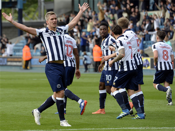 Με επτά μεγάλα