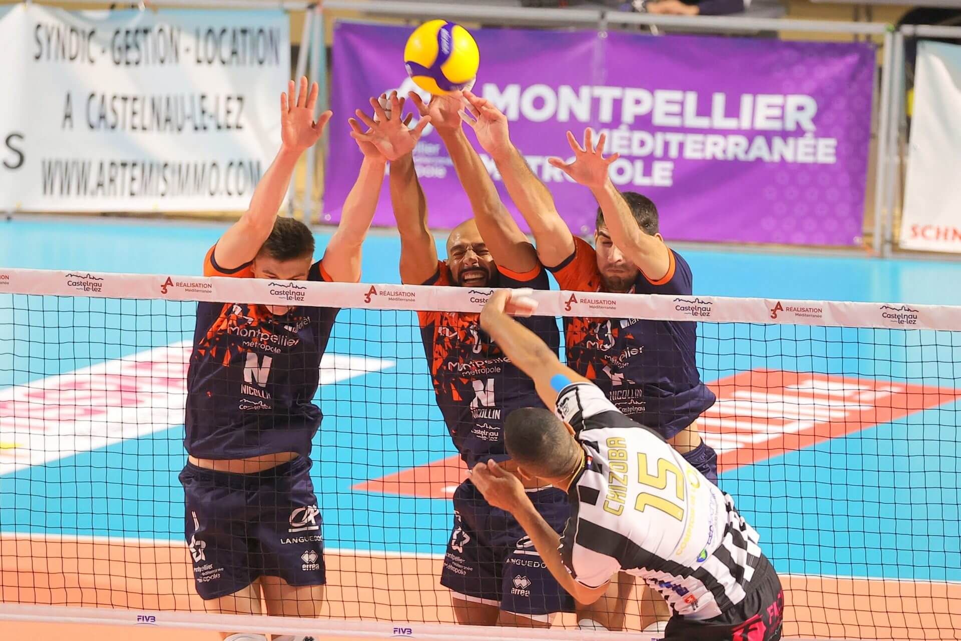 Τριπλό μπλοκ