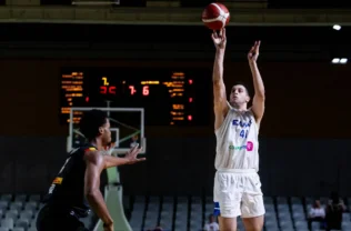 Η ομοιογένεια του Ισραήλ και ο παίκτης με τη μεγαλύτερη εμπειρία