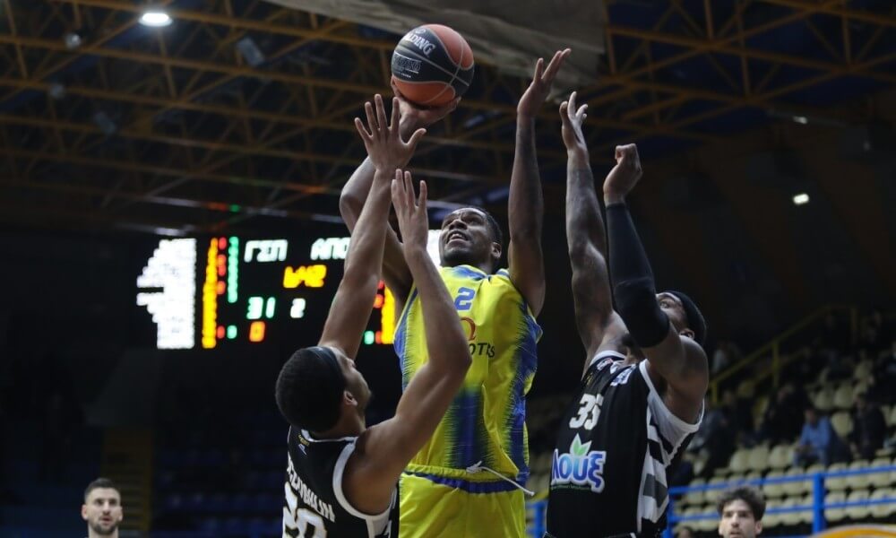 Το βάρος στις εγχώριες διοργανώσεις