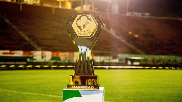 Οι τρεις «μεγάλοι» και οι υπόλοιπες