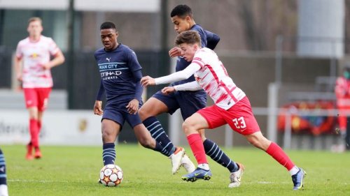 Μία έκπληξη στο UEFA Youth League