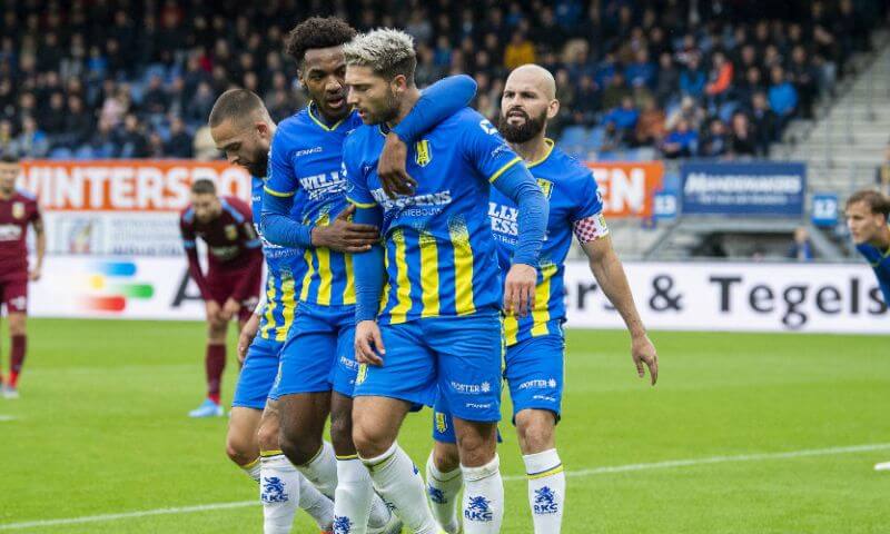 Περήφανη επίθεση, άμυνα ντροπή