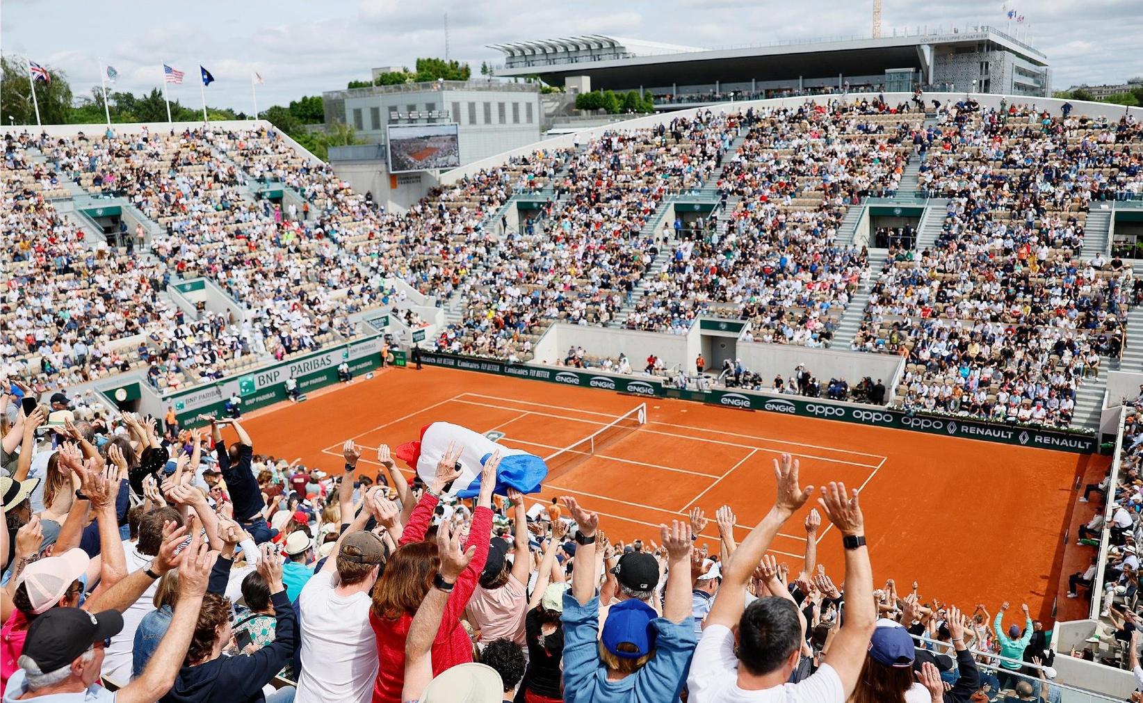 Ένα δυνατό σημείο και τρία αουτσάιντερ