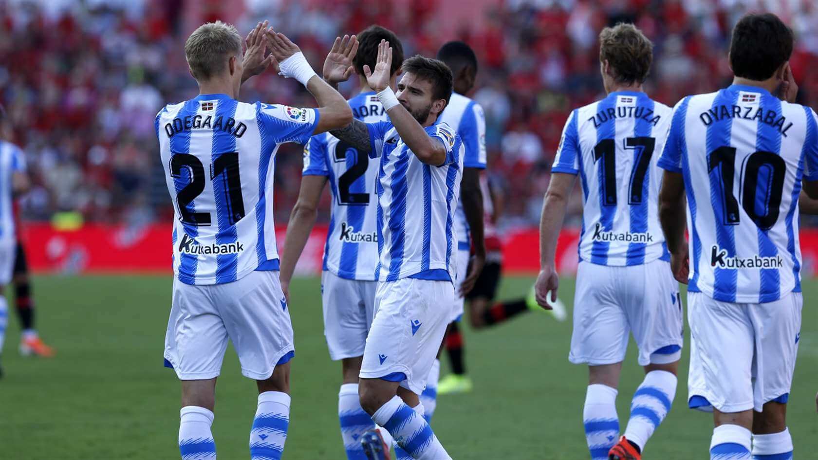 Ζωντάνια, νιάτα και ωραία μπάλα