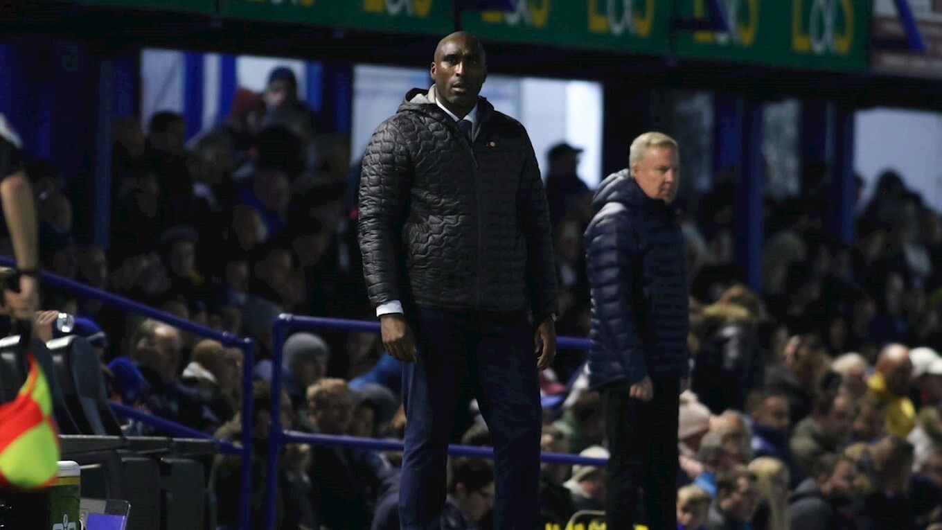 Τρία μεγάλα, από τις «μικρές»