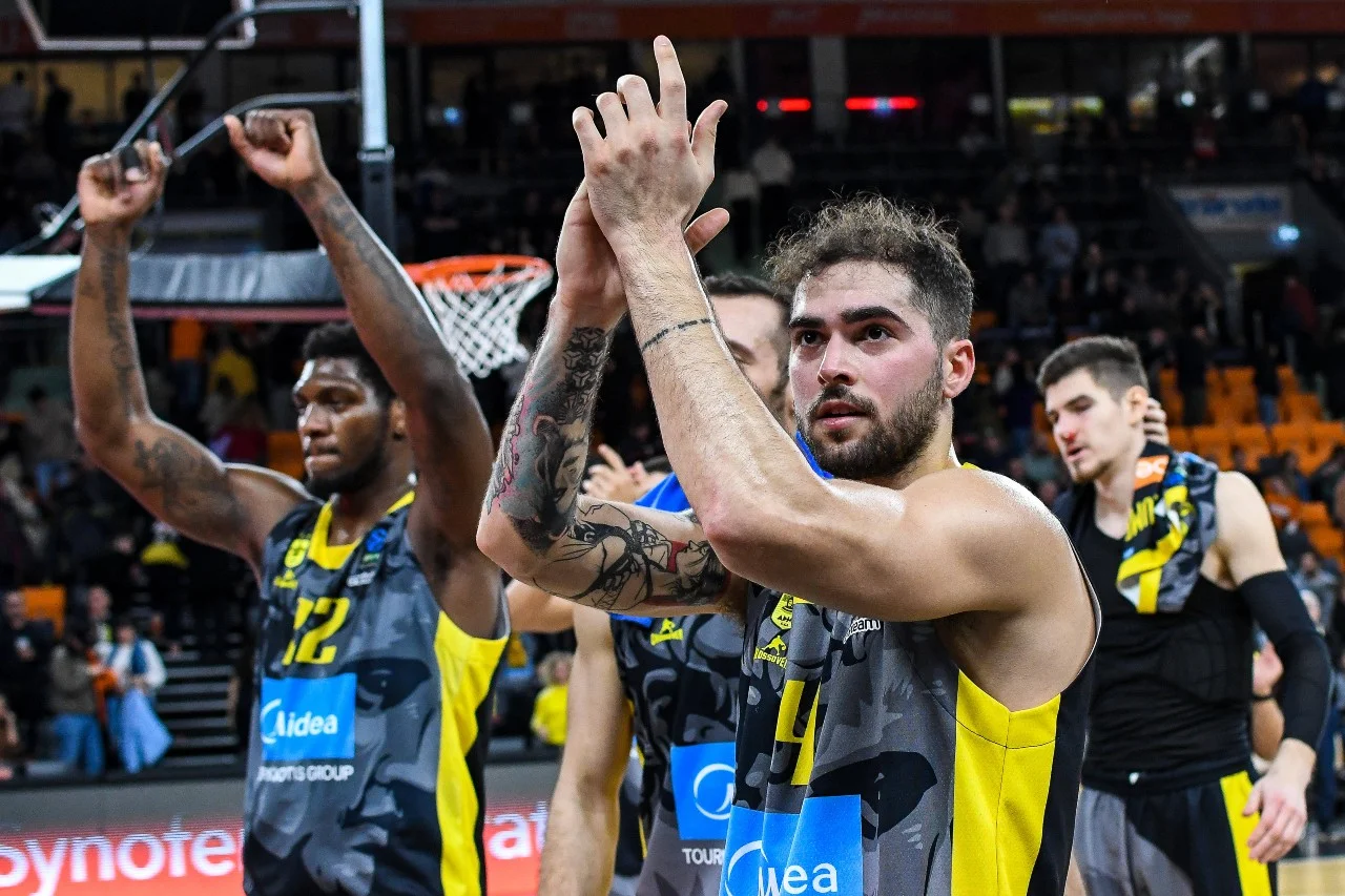 Τα λόγια τελείωσαν, οι πράξεις (ξε)πληρώνουν