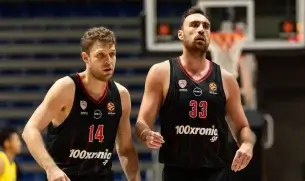 «Κόντρα» ανάμεσα σε Μιλουτίνοφ και Βεζένκοφ!