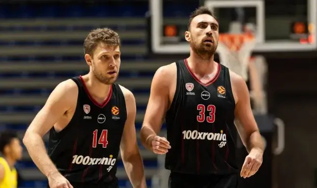 «Κόντρα» ανάμεσα σε Μιλουτίνοφ και Βεζένκοφ!