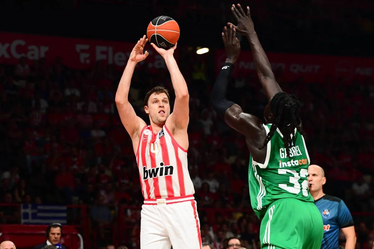 Δωρεάν* στοίχημα και μοναδικά δώρα* με κάθε πόντο του Βεζένκοφ!