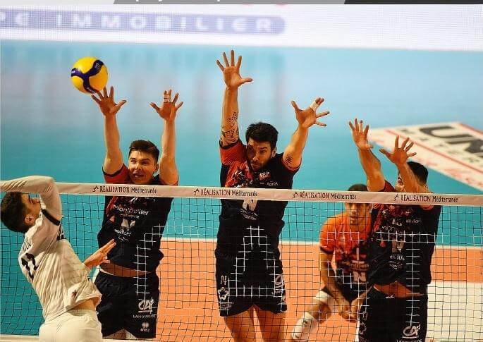 Στο ίδιο μήκος κύματος